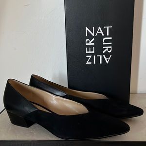 EUC Naturalizer Betty Suede & Leather Pumps